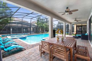 Enchanting 8BR Resort Pool Home Near Disney World - Davenport - 9