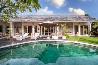 Villa Armani Seminyak - 4