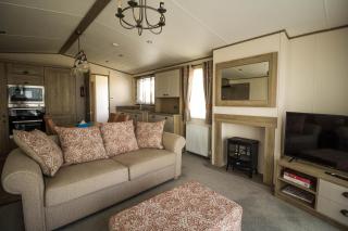 Beautiful Caravan With Stunning Sea Views At Haven Hopton Ref 80001H - Great Yarmouth - 3