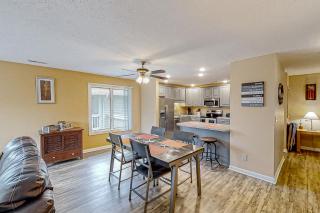 The Dry Dock, Unit 302 - 3