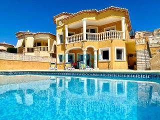 VISTALMONTE villa cómoda con piscina privada - 0
