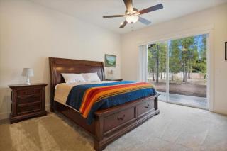Downey Hideaway - Sunriver - 1