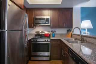 Hollywood 1BR w Gym Spa Pool nr shops LAX-53 - 6