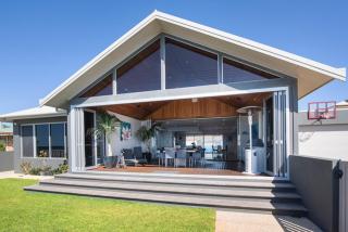 THE DECK HOUSE - Beautiful Busselton Beachfront - Busselton - 5