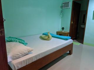 La Casa Milagrosa - Coron - 9
