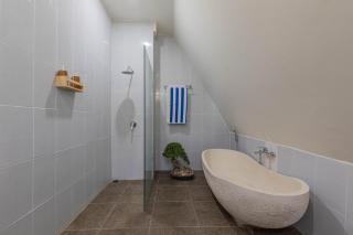 Kabeh Jati Garden Villa & Restaurant - 1