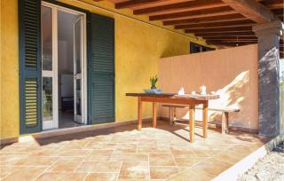 1 Bedroom Pet Friendly Home In Orosei - Orosei - 4