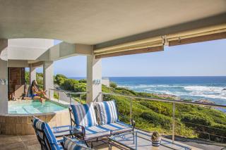 Whale Waters Self Catering Gansbaai - De Kelders - 8