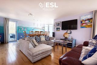 Beautiful En Suite 5 Bedroom Home with Sea Views - New Quay - 6