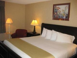 Red Roof Inn Flint - 2