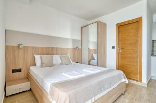 SYMPHONY - Petrovac na Moru - 8