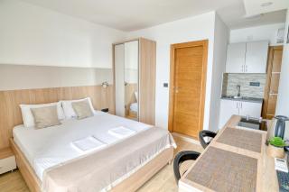 SYMPHONY - Petrovac na Moru - 9