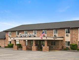 Baymont by Wyndham Manistee - 1