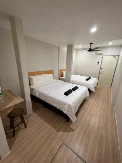 Homestay Suria - Kuala Kangsar - 7