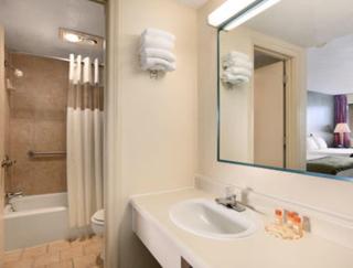 Days Inn by Wyndham Hannibal - Hannibal - 5