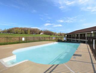 Days Inn by Wyndham Hannibal - Hannibal - 4