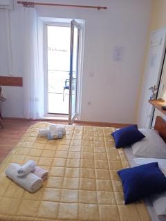 Apartment Agava - Miholašćica - 1