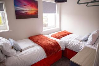 Wave Stays - First Floor Apartment - Heart of Cleveleys - 6