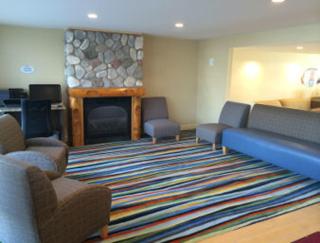 Baymont by Wyndham St. Ignace Lakefront - Saint Ignace - 6