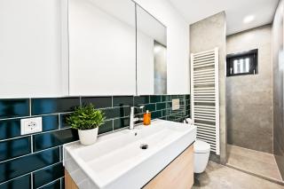 Lit Living - Luxus Loft - Box Spring - Air Con - BBQ - Panorama - 6