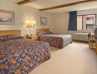 Super 8 by Wyndham Fallon - Fallon - 4