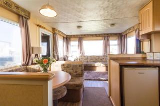 8 Berth Caravan For Hire By The Beautiful Beach In Heacham, Norfolk Ref 21055A - 1