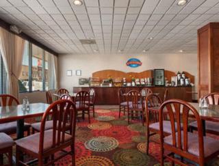 Baymont by Wyndham Keokuk - Keokuk - 7