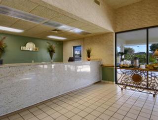 Days Inn by Wyndham Lake Park/Valdosta - 8
