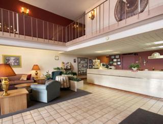 Days Inn by Wyndham Hays - Hays - 8