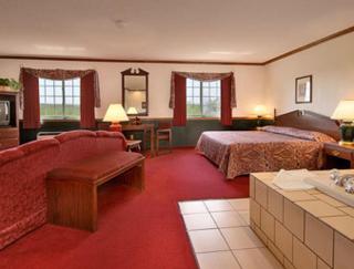 Super 8 by Wyndham New Hampton - New Hampton - 2