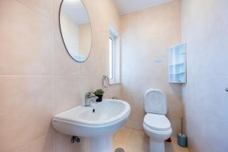 Casa May - Spacious family home with great outdoors! - 8