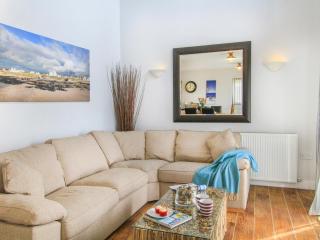Cowrie Cottage - 9