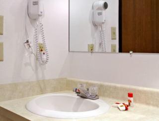 Super 8 by Wyndham Milbank SD - Milbank - 6
