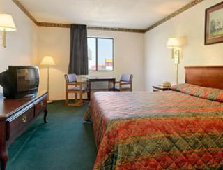 Super 8 by Wyndham Rock Port MO - Rock Port - 5