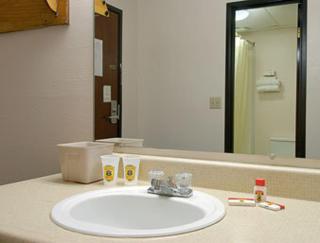 Super 8 by Wyndham Rock Port MO - Rock Port - 2