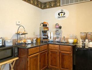 Super 8 by Wyndham Cabot - Cabot - 7