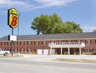 Super 8 by Wyndham Sheldon - Sheldon - 8