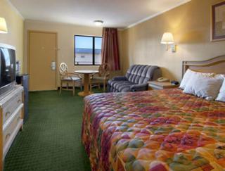 Days Inn by Wyndham Alamogordo White Sands - 4