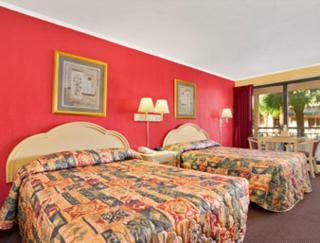 Royal Palace Inn and Suites Myrtle Beach Ocean Blvd - Myrtle Beach - 4