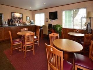 Super 8 by Wyndham Wickenburg AZ - Wickenburg - 6