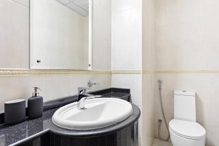 StoneTree - Modern - Partial Sea View - Dubai - 1
