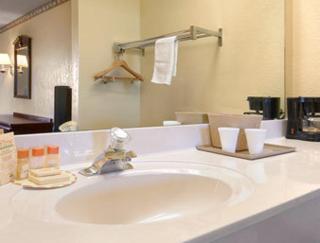 Quality Inn Raeford - 3