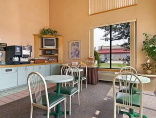 Super 8 by Wyndham Watertown WI - Watertown - 8