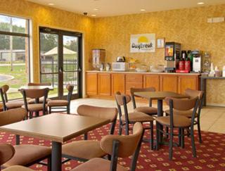 Days Inn & Suites by Wyndham Wynne - Wynne - 7