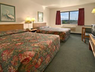 Super 8 by Wyndham Cloquet - 7