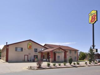 Super 8 by Wyndham Longmont/Del Camino - Longmont - 9