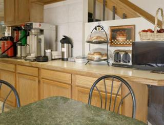 Super 8 by Wyndham Longmont/Del Camino - Longmont - 7
