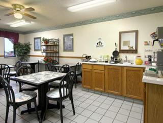 Super 8 by Wyndham Smithville Kansas City - Smithville - 7