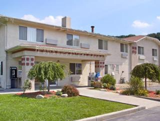 Super 8 by Wyndham Canonsburg/Pittsburgh Area - Canonsburg - 9