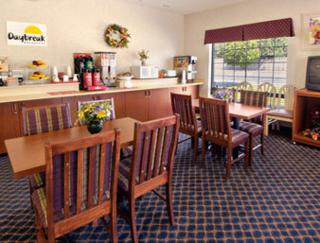 Days Inn & Suites by Wyndham Gresham - Gresham - 7